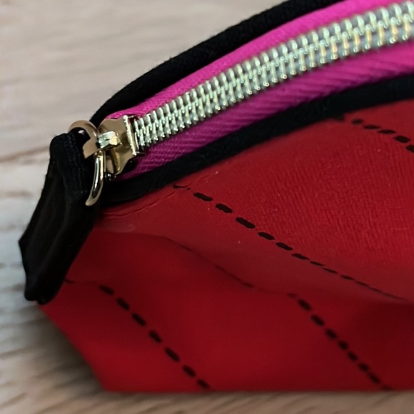 Ester Lauder makeup bag - Picture 12 of 13